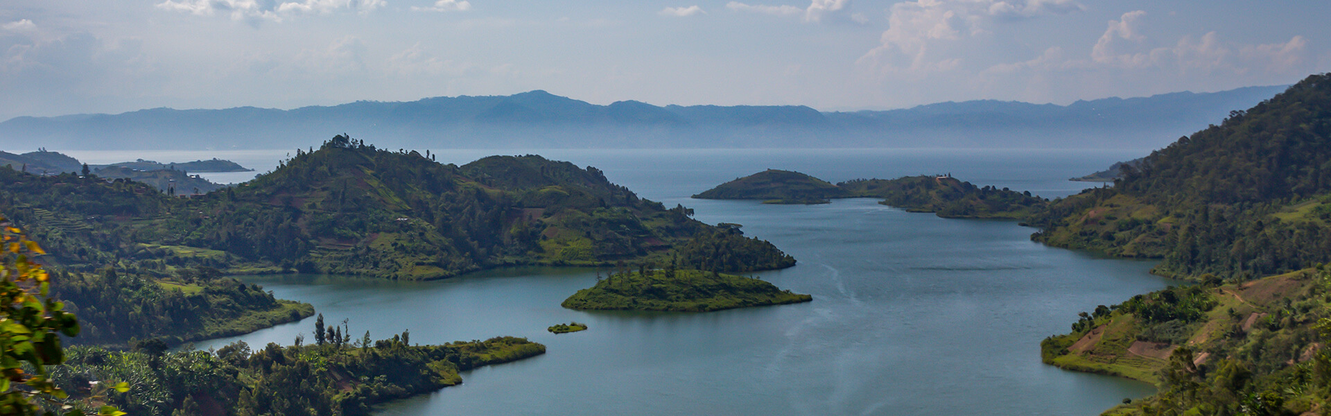 Lac Kivu | Sous l'Acacia