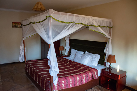 AA Amboseli Lodge