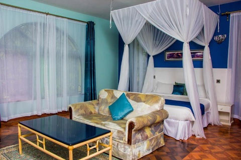 Karen Inn