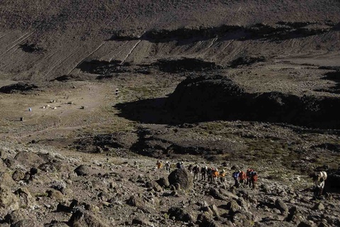 Barranco camp - Karanga camp (3995m)